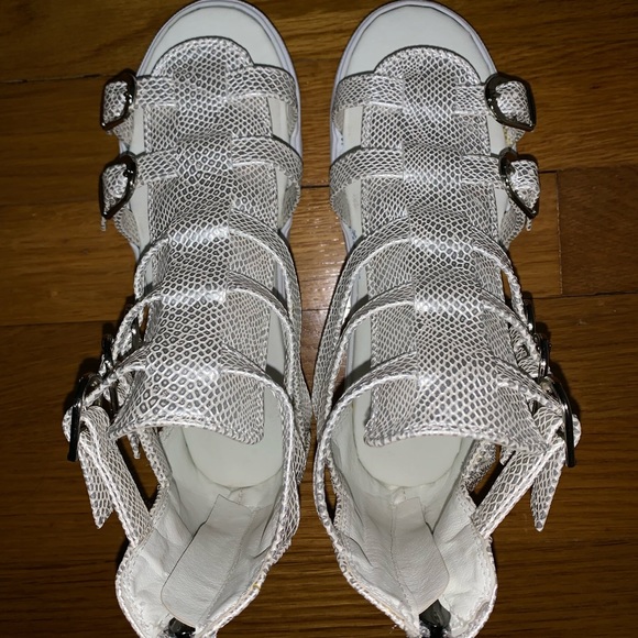 Silver met python sandals - Picture 3 of 3